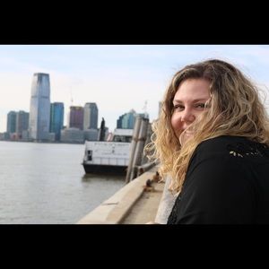 Meet your Posher, Megan